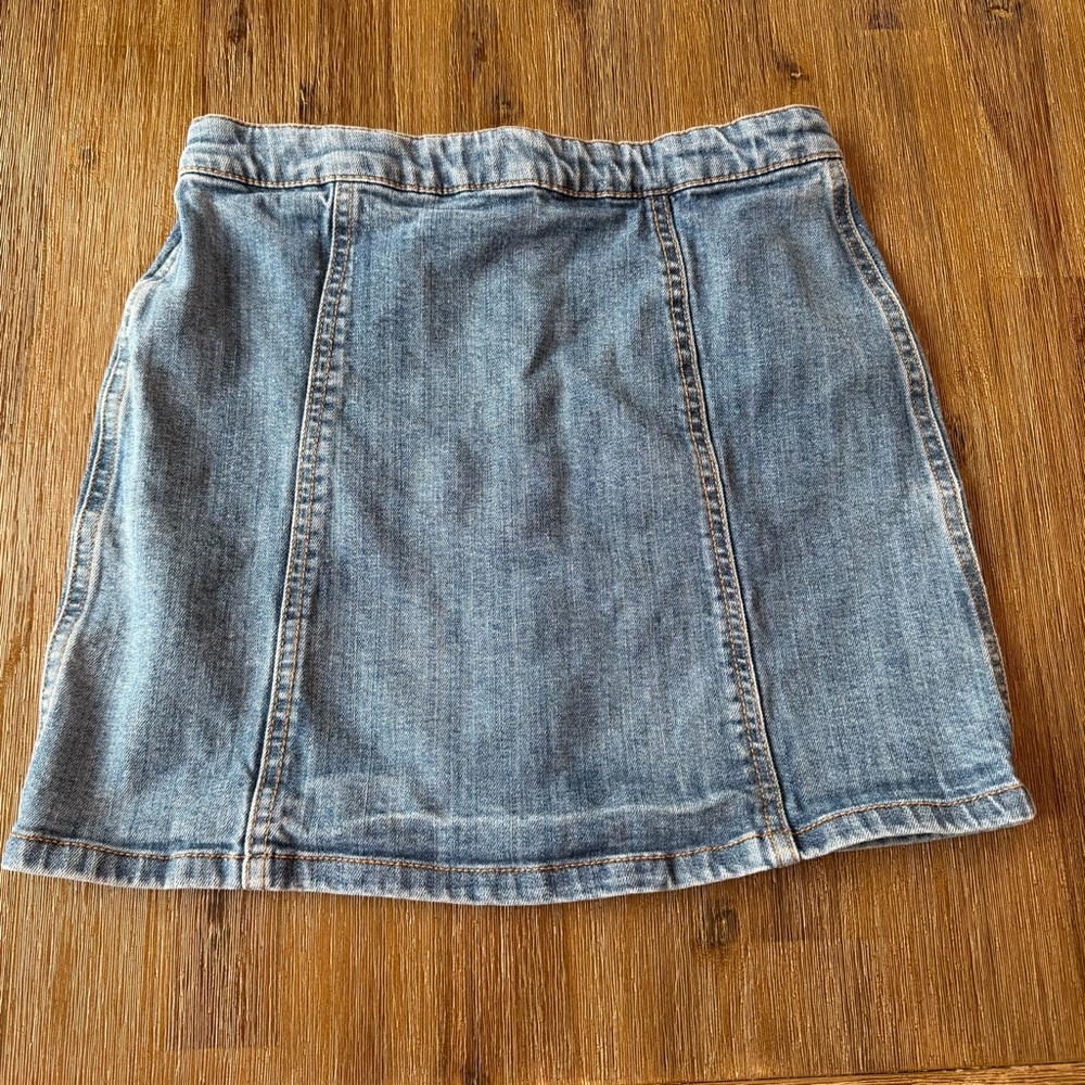3/24$ Girls Blue Denim Mini Skirt with Snaps size 14 - Picture 5 of 5
